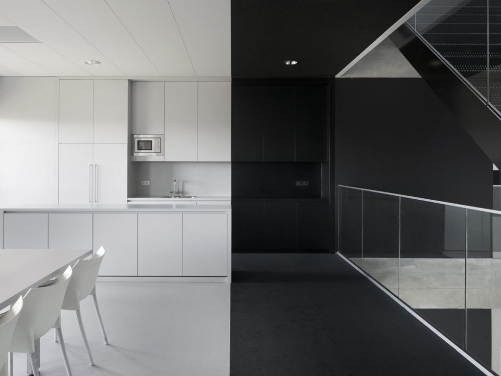 office05-8-1920x1080