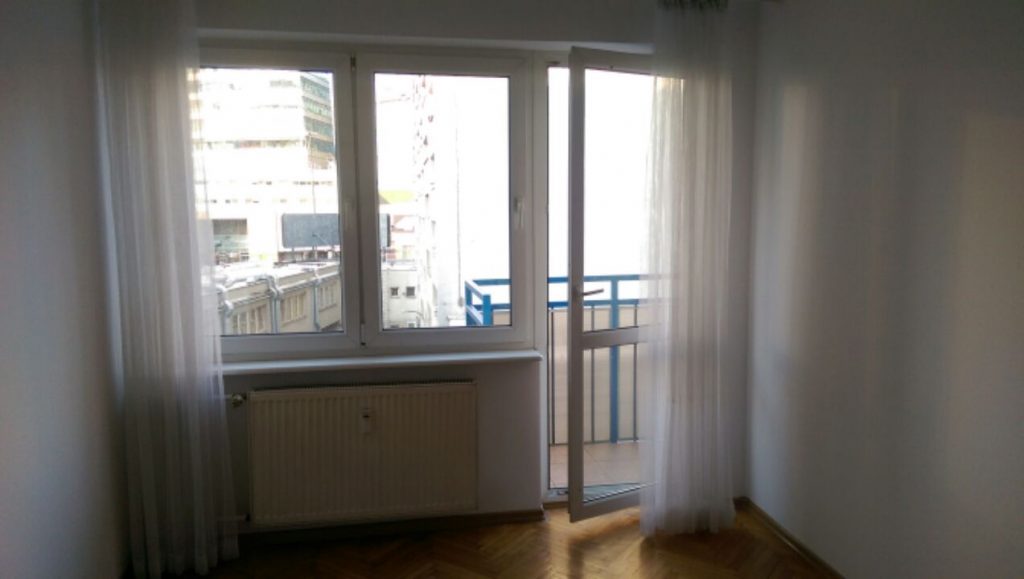 Metamorfoza kawalerki na chmielnej w warszawie