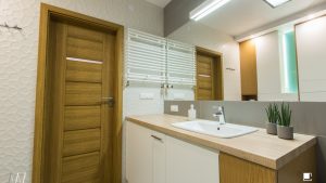 Polskie Wnętrza - ​Trójkąty i tramwaje - projekt mieszkania.