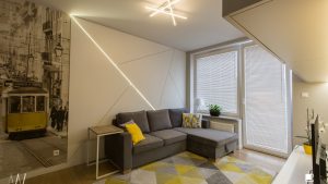 Polskie Wnętrza - ​Trójkąty i tramwaje - projekt mieszkania.