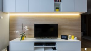 Polskie Wnętrza - ​Trójkąty i tramwaje - projekt mieszkania.